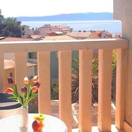 Apartment Angela - With Balcony And Sea View Dajana