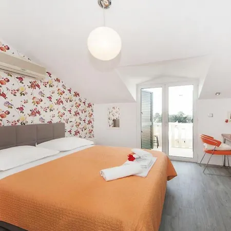 Angela - With Balcony And Sea View Dajana